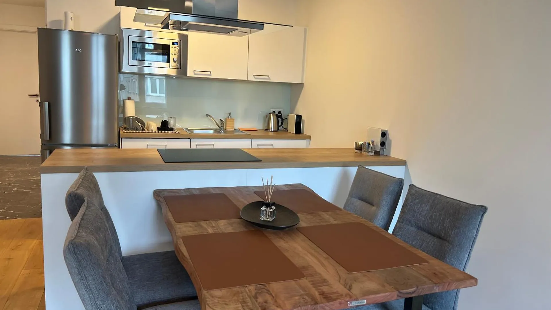 Gloriette Apartment Vienna Austria