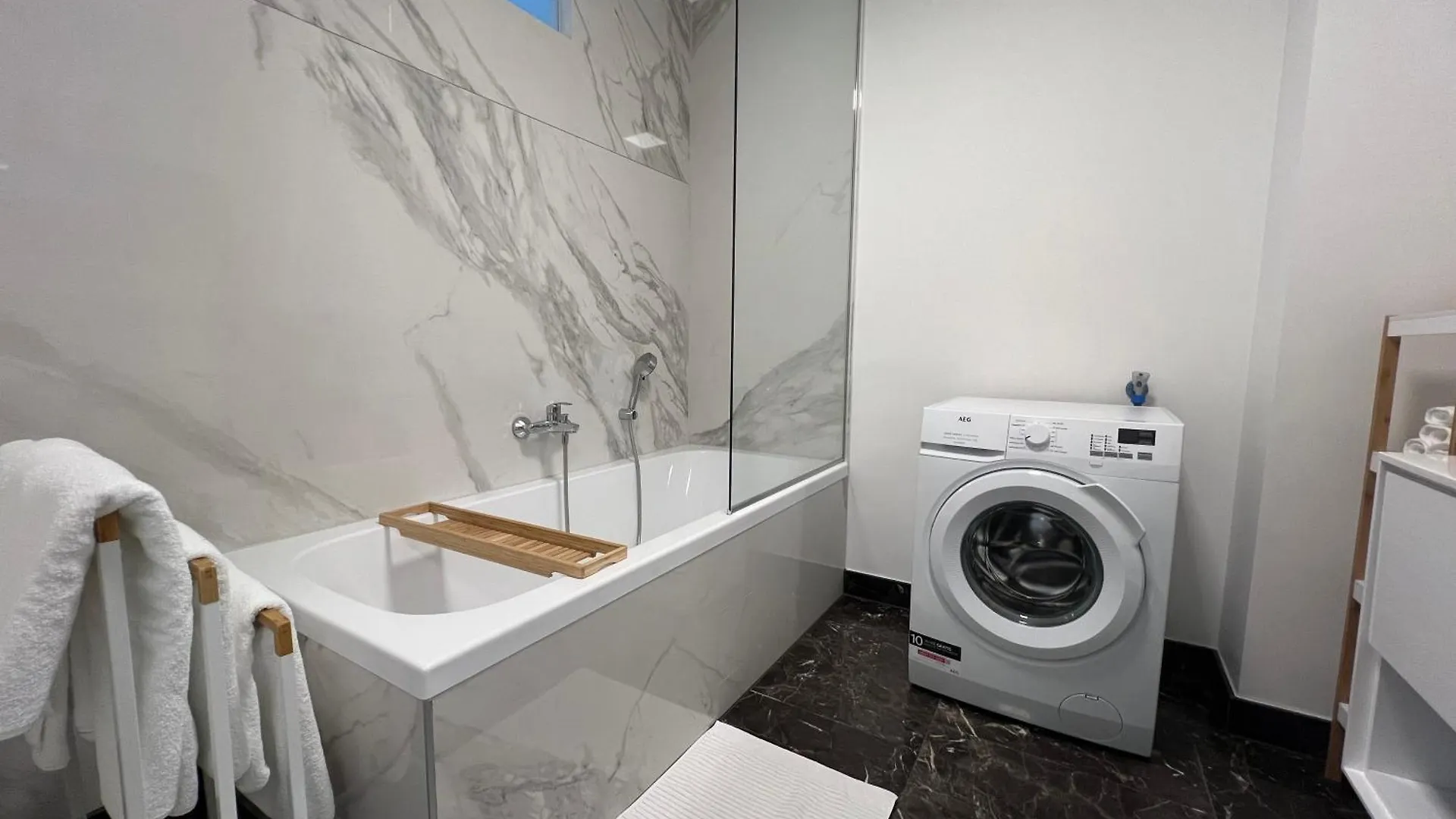 Gloriette Apartment Vienna
