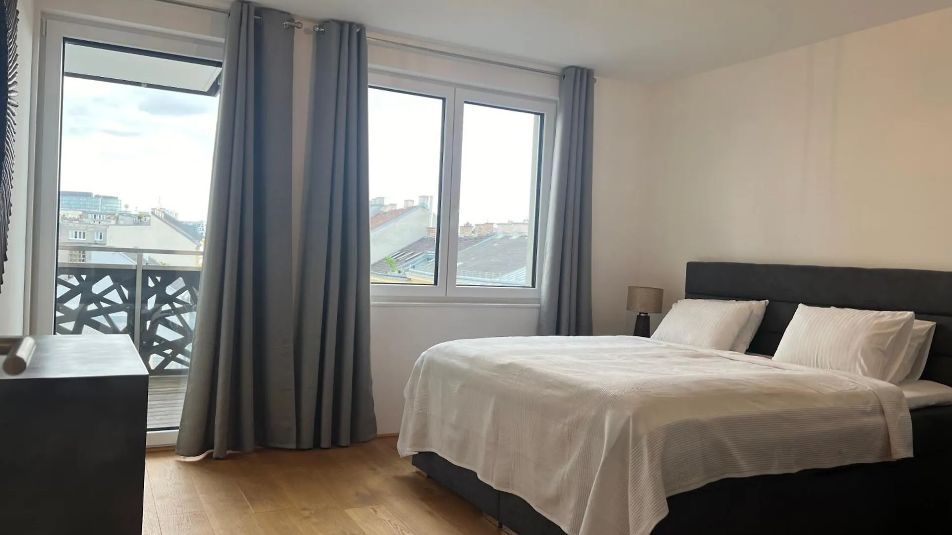 Gloriette Apartment Vienna Austria