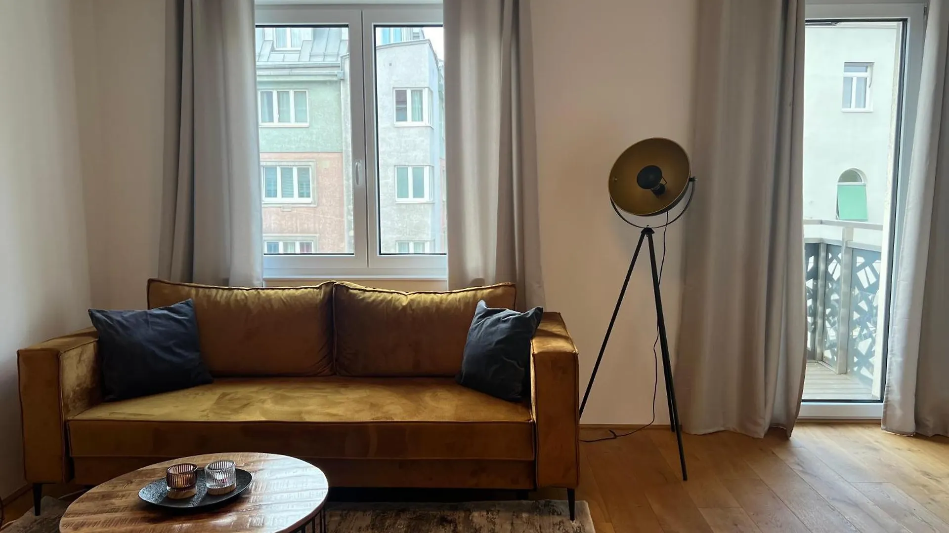 Gloriette Apartment Vienna Austria